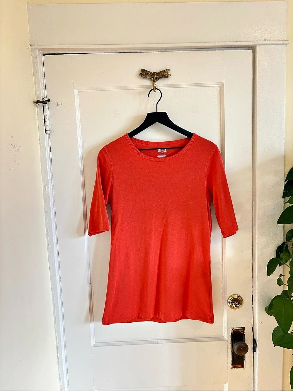 Duluth Trading Co Longtail Elbow Sleeve Tee Orange Medium